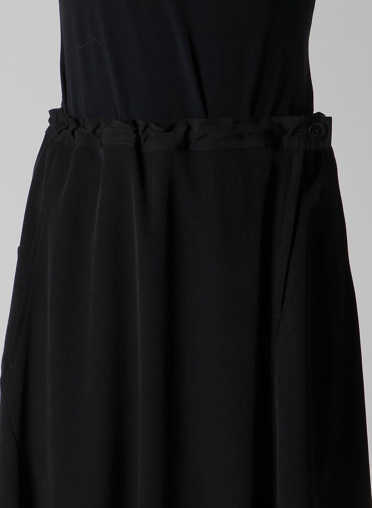 TA/PE CREPE DE CHINE ASYMMETRIC FLARE PANTS