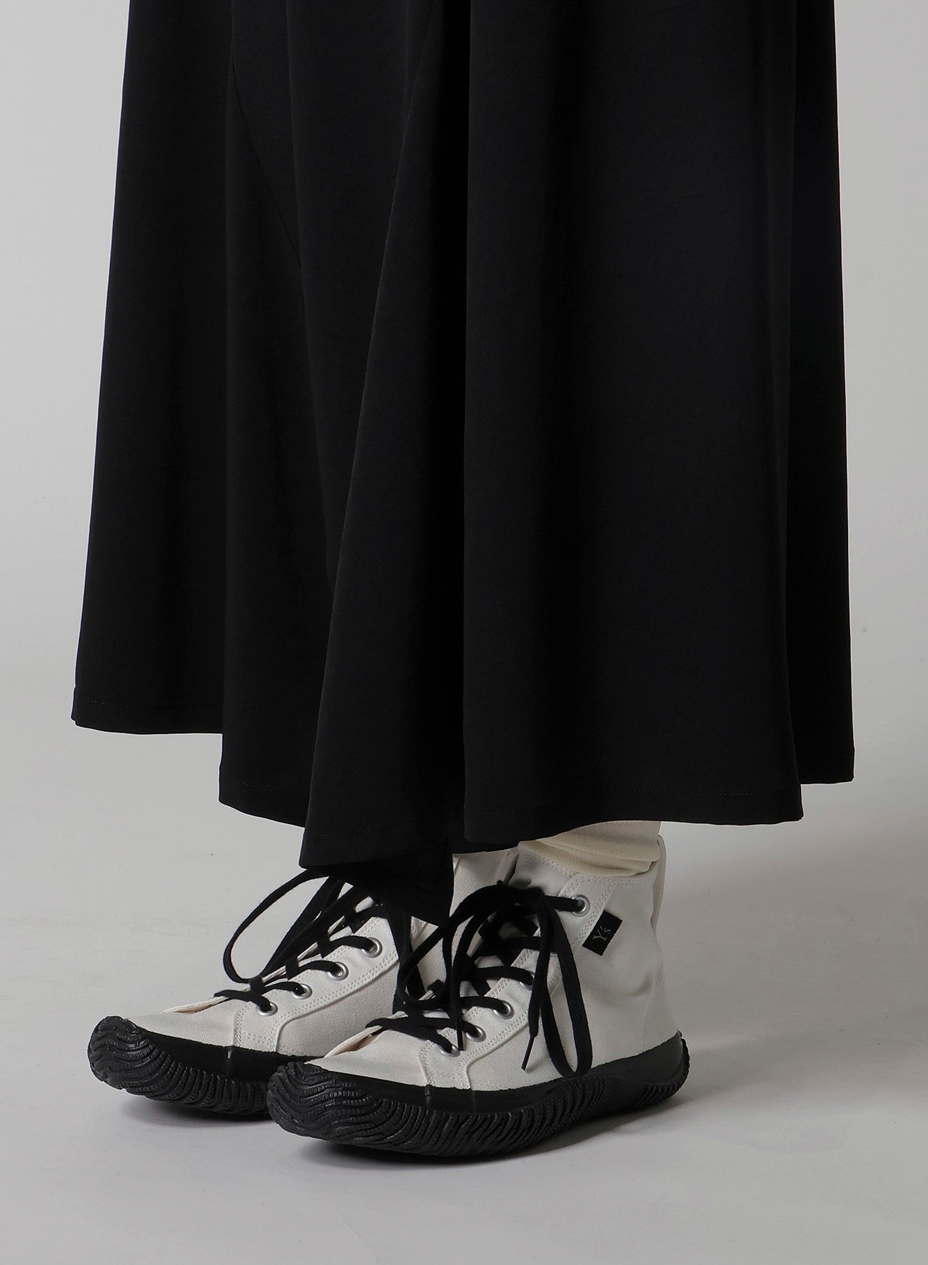 TA/PE CREPE DE CHINE ASYMMETRIC FLARE PANTS