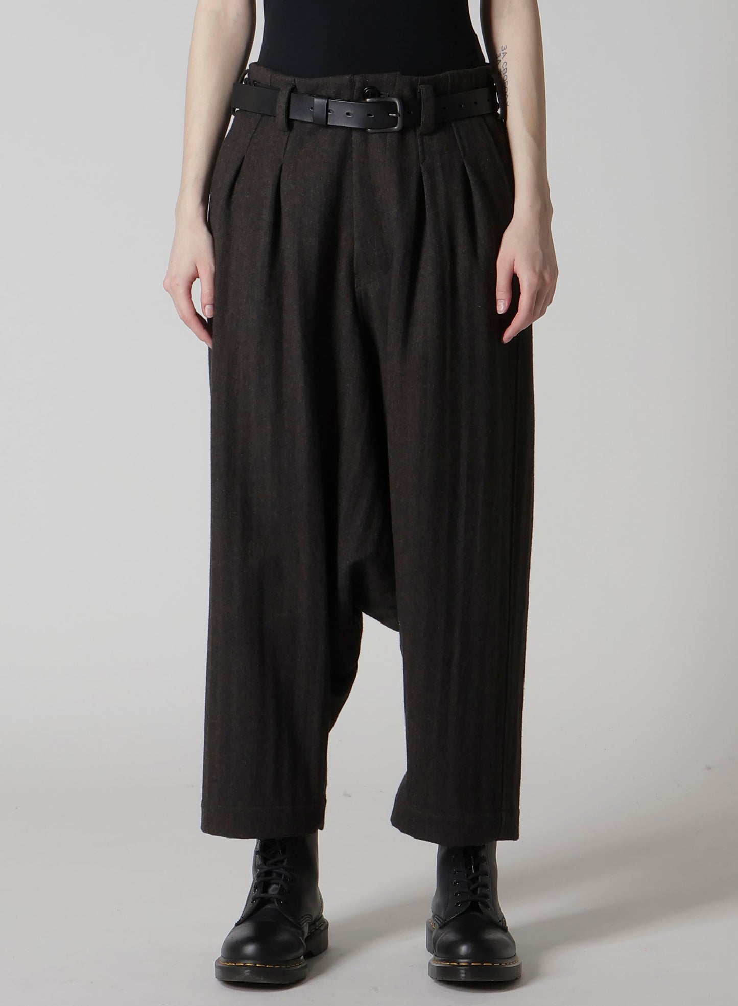 W/NY HERRINGBONE 2-TUCK SAROUEL PANTS