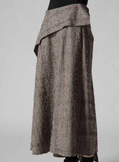 NEEDLE-PUNCHED ASYMMETRIC SKIRT