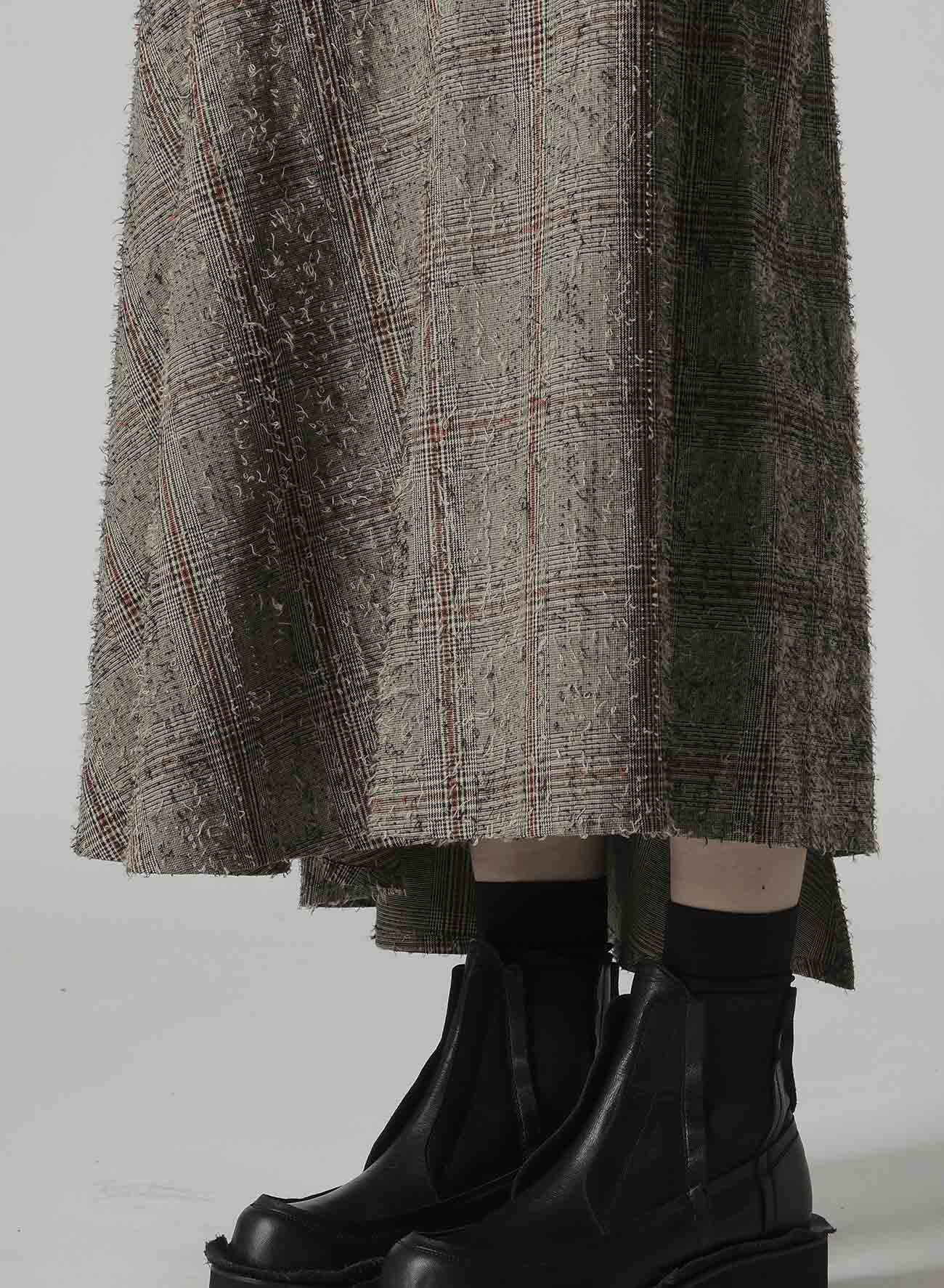NEEDLE-PUNCHED ASYMMETRIC SKIRT