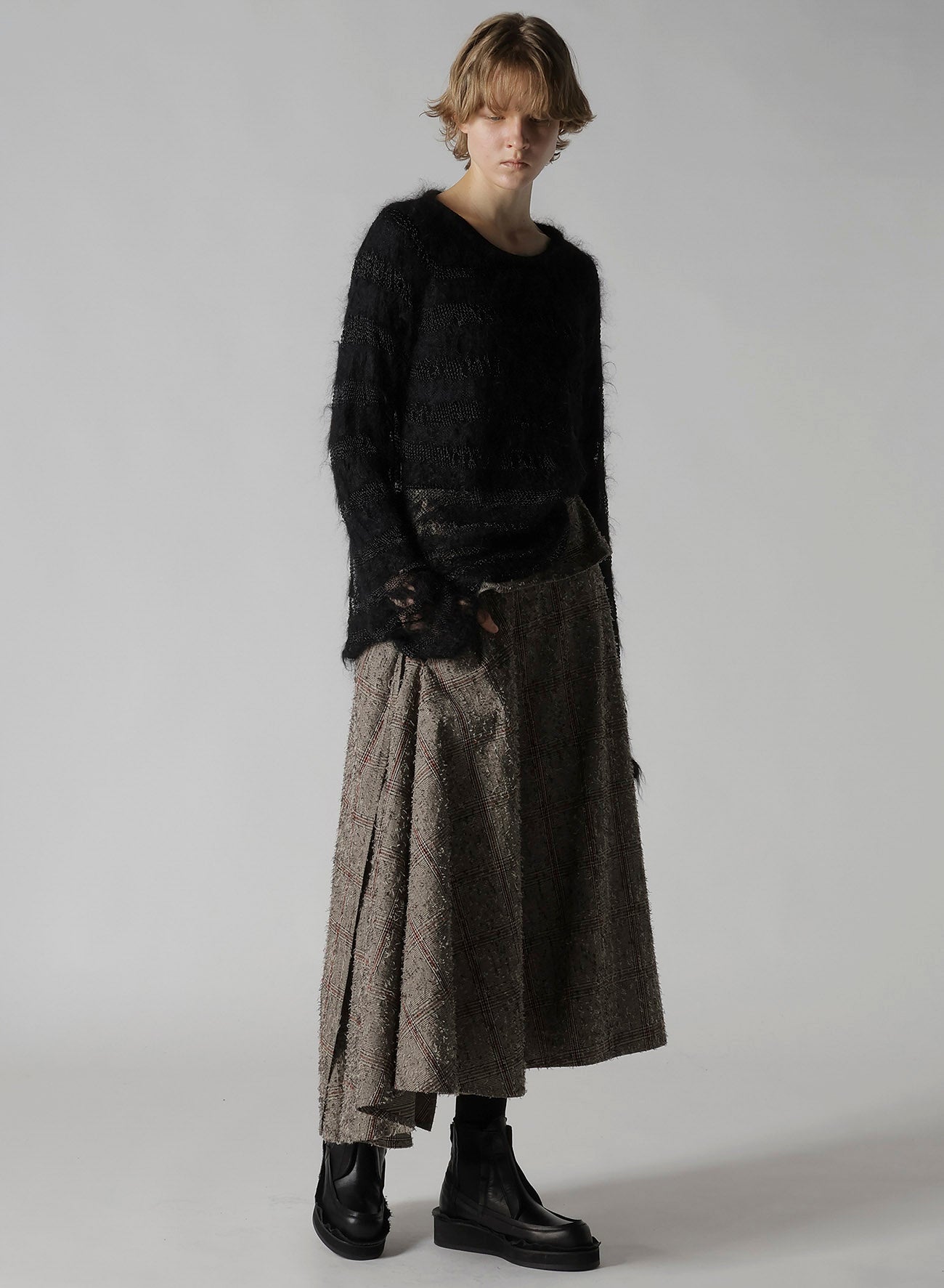 NEEDLE-PUNCHED ASYMMETRIC SKIRT