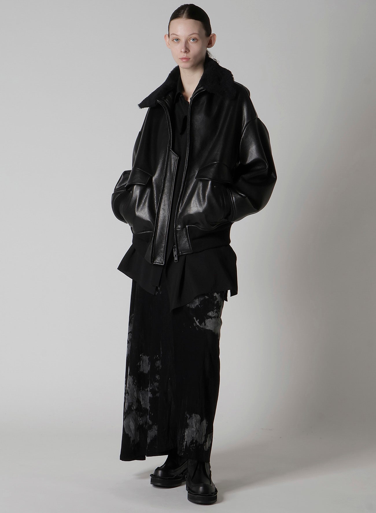 DISCHARGE-PRINTED VELVET SIDE DRAPE SKIRT