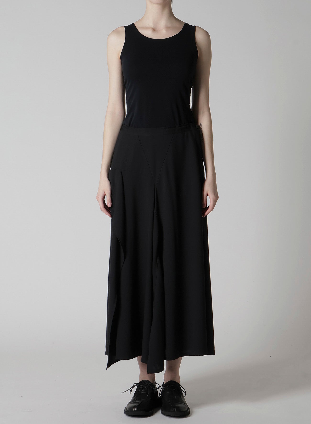 WOOL SERGE TRIANGLE GUSSET SKIRT