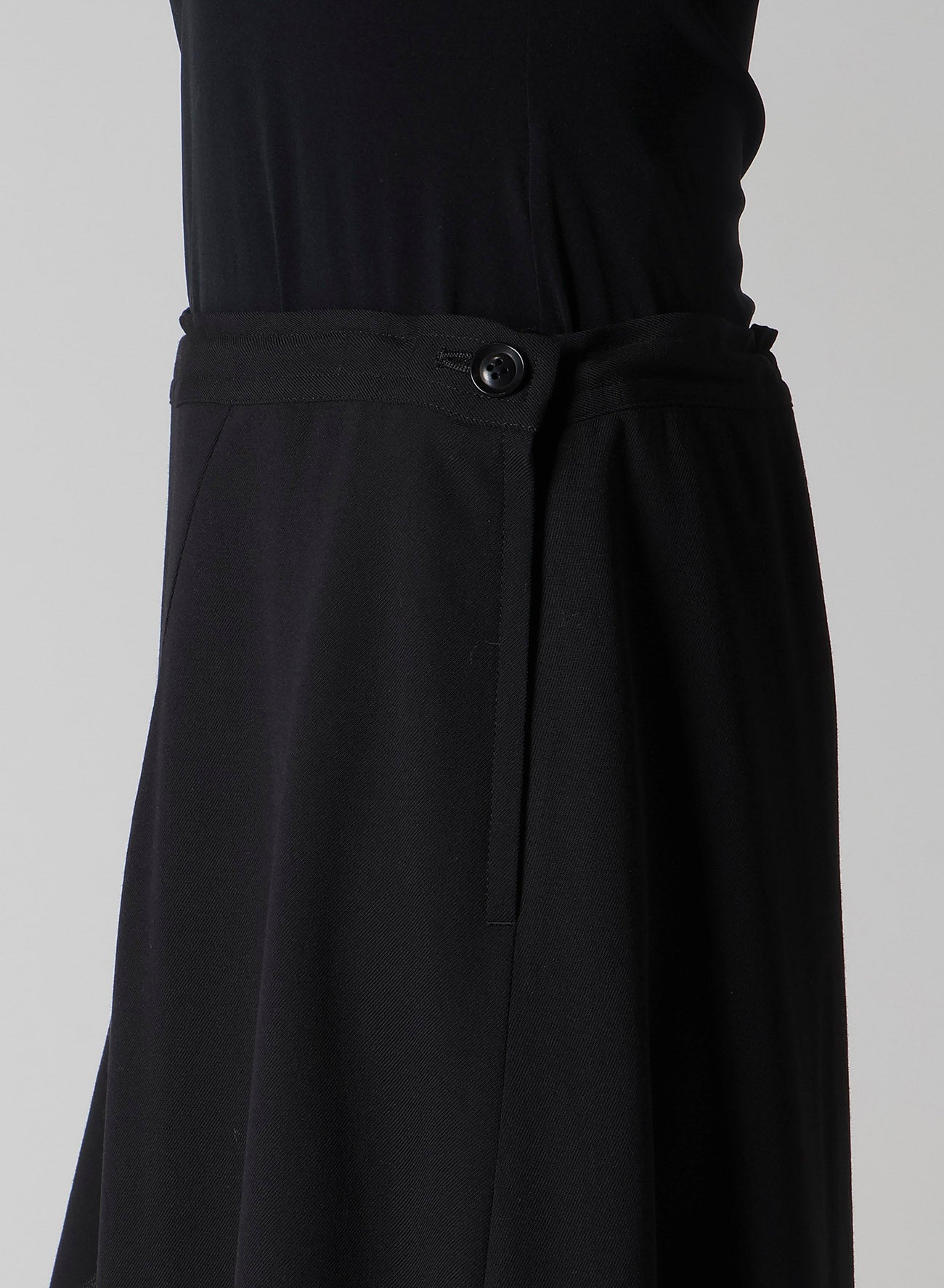 WOOL SERGE TRIANGLE GUSSET SKIRT