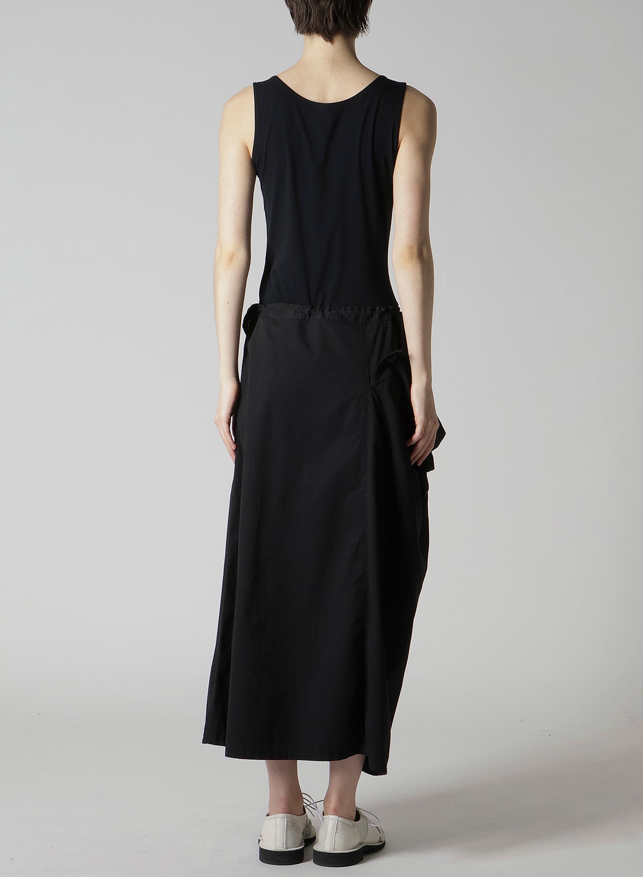 COTTON TWILL GARMENT DYE RIGHT BIG BELT SKIRT