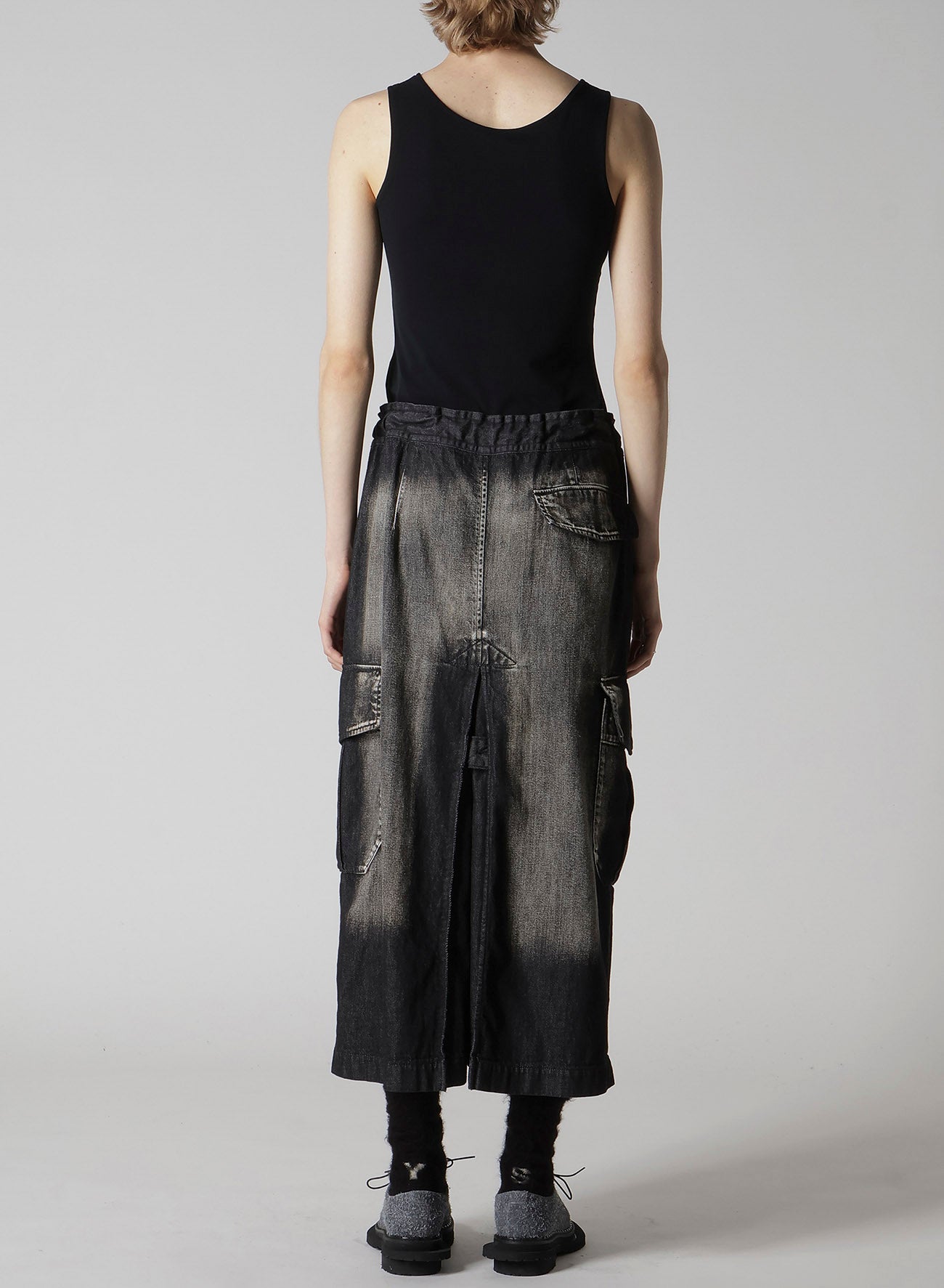 SPOTTED DENIM SIDE POCKET STRAIGHT SKIRT