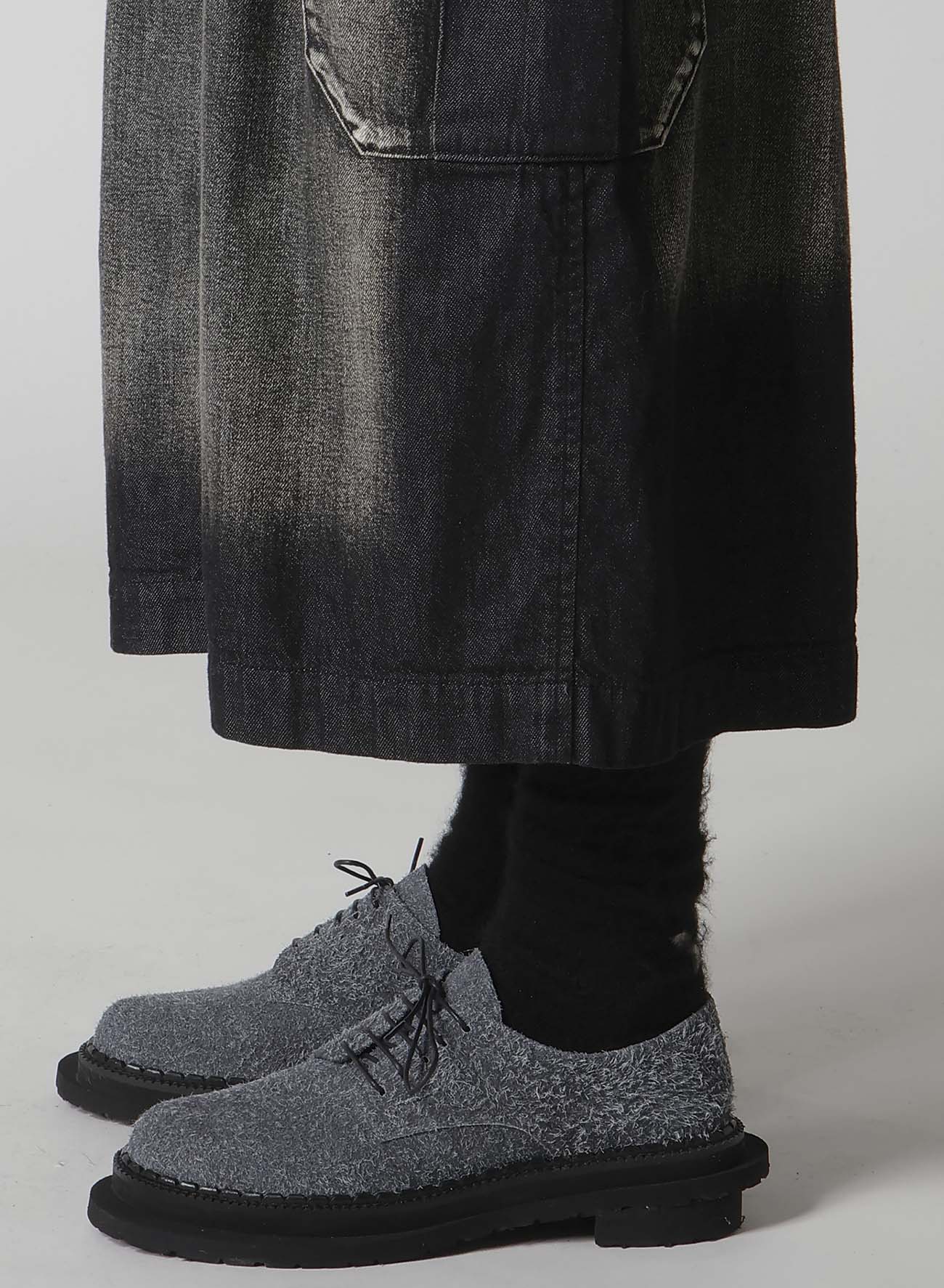 SPOTTED DENIM SIDE POCKET STRAIGHT SKIRT