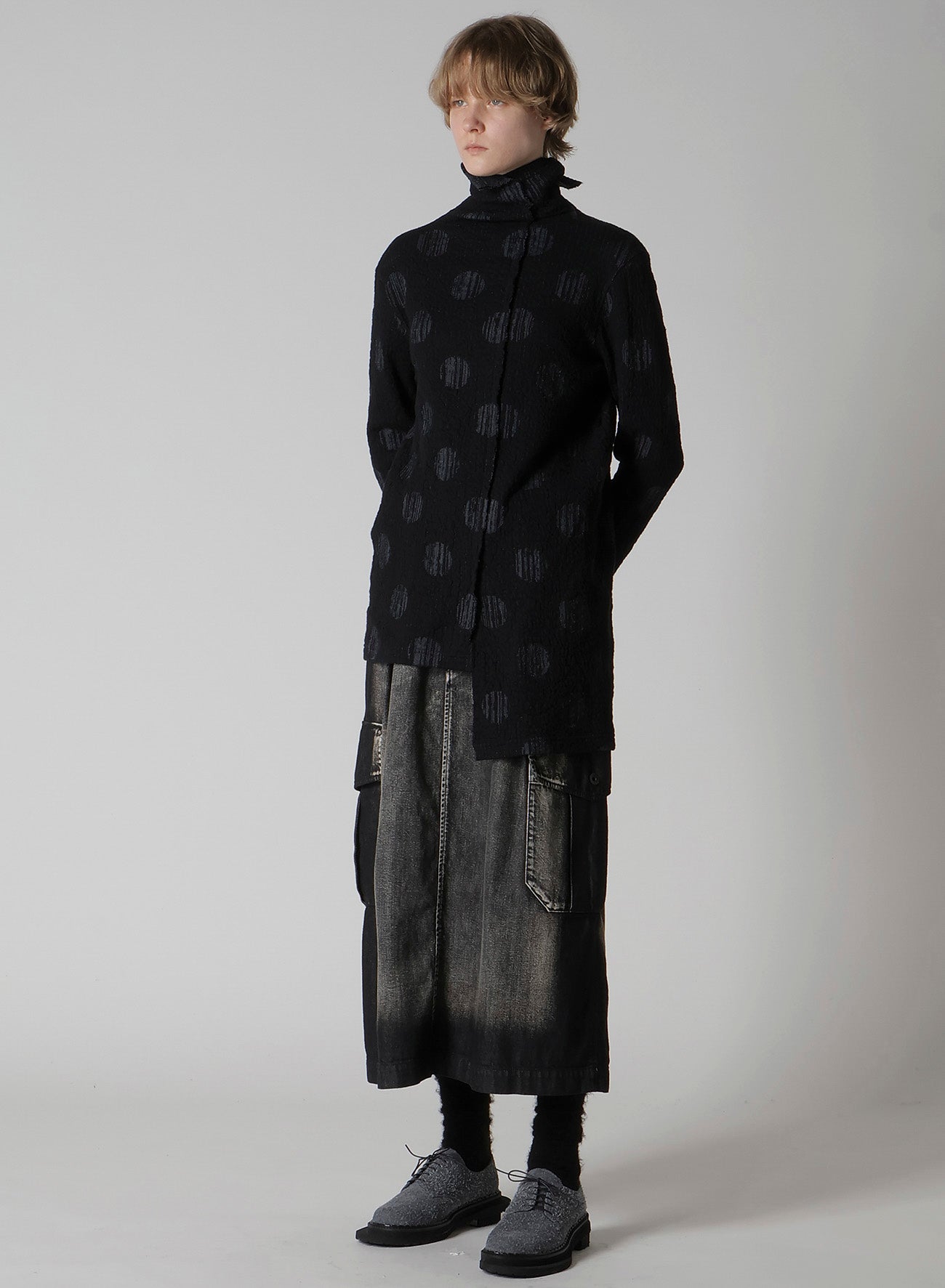 SPOTTED DENIM SIDE POCKET STRAIGHT SKIRT