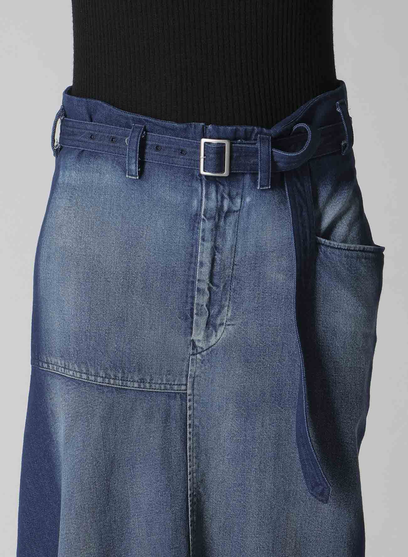 SPOTTED DENIM RIGHT SIDE FLARE SKIRT