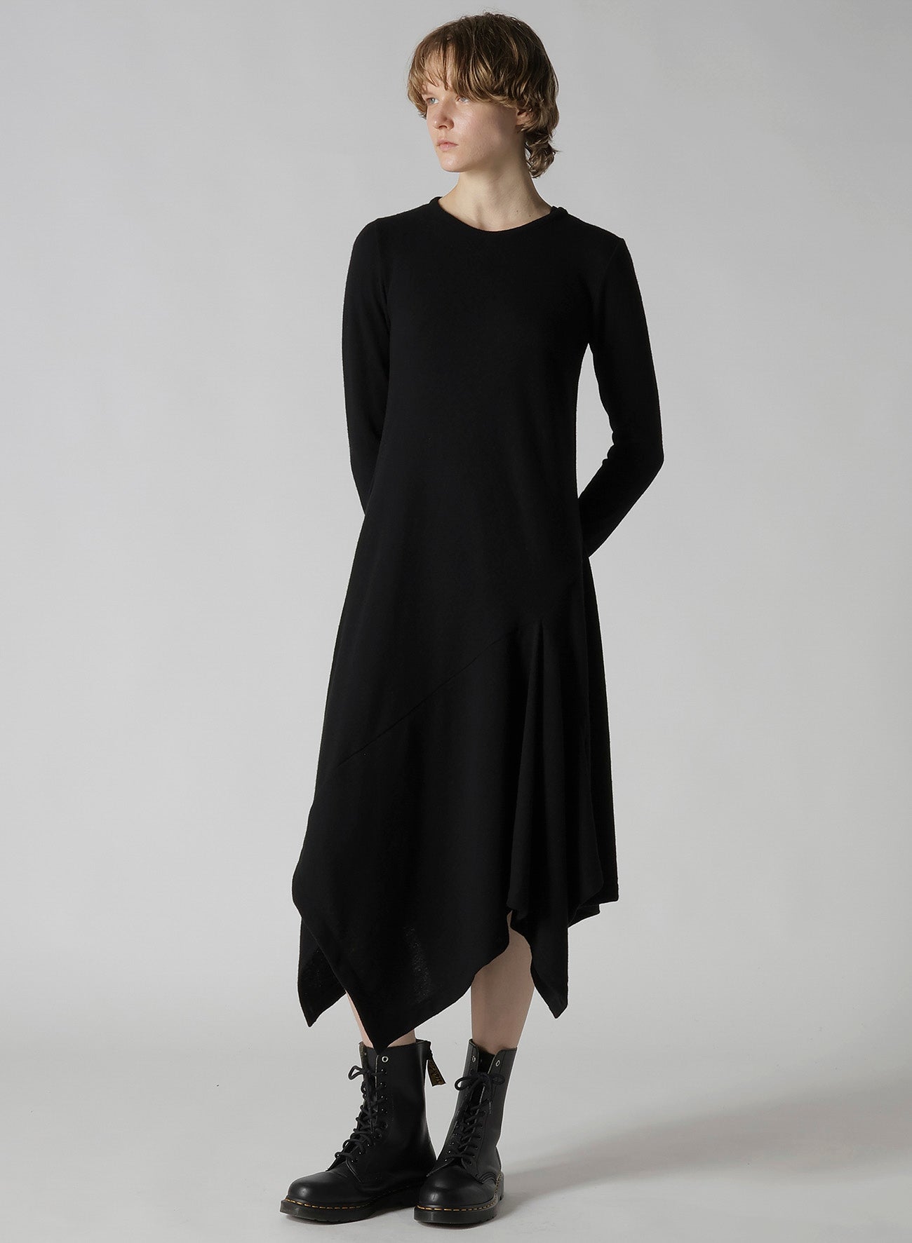 W/NY JERSEY ROUND NECK FLARE DRESS