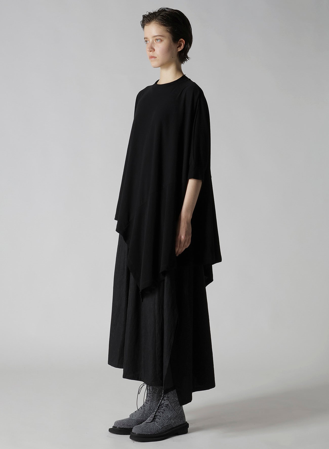 HARD-TWISTED JERSEY ASYMMETRIC DOLMAN T