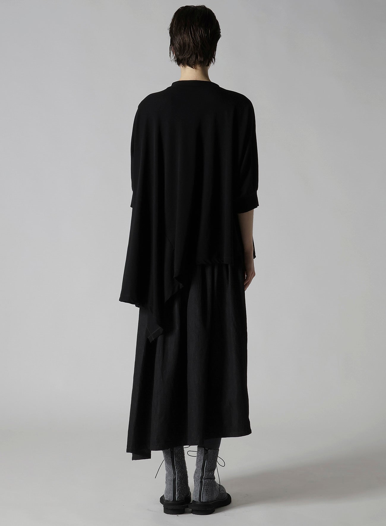 HARD-TWISTED JERSEY ASYMMETRIC DOLMAN T