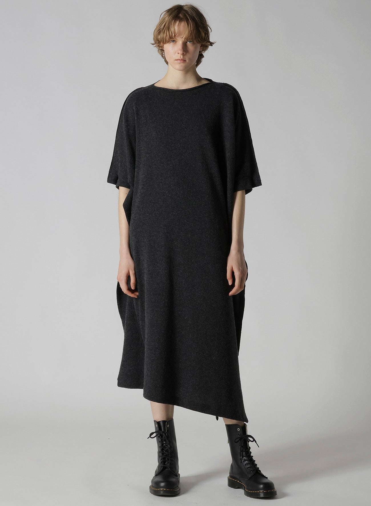 W/NY JERSEY DOLMAN SLEEVE DRESS