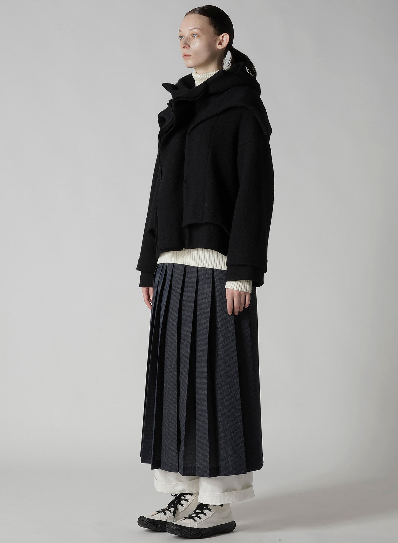MILD JERSERY COMBINATION JACKET WITH HOOD