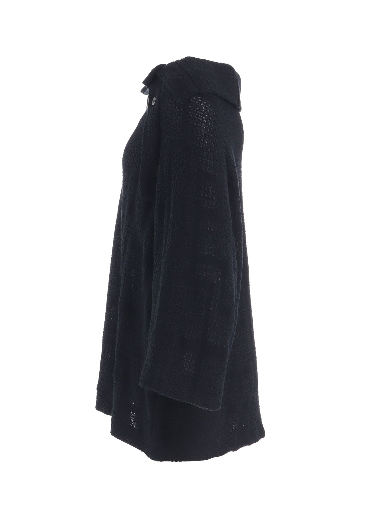 GEOMETRIC SHEER COLLARED RAGLAN PULLOVER