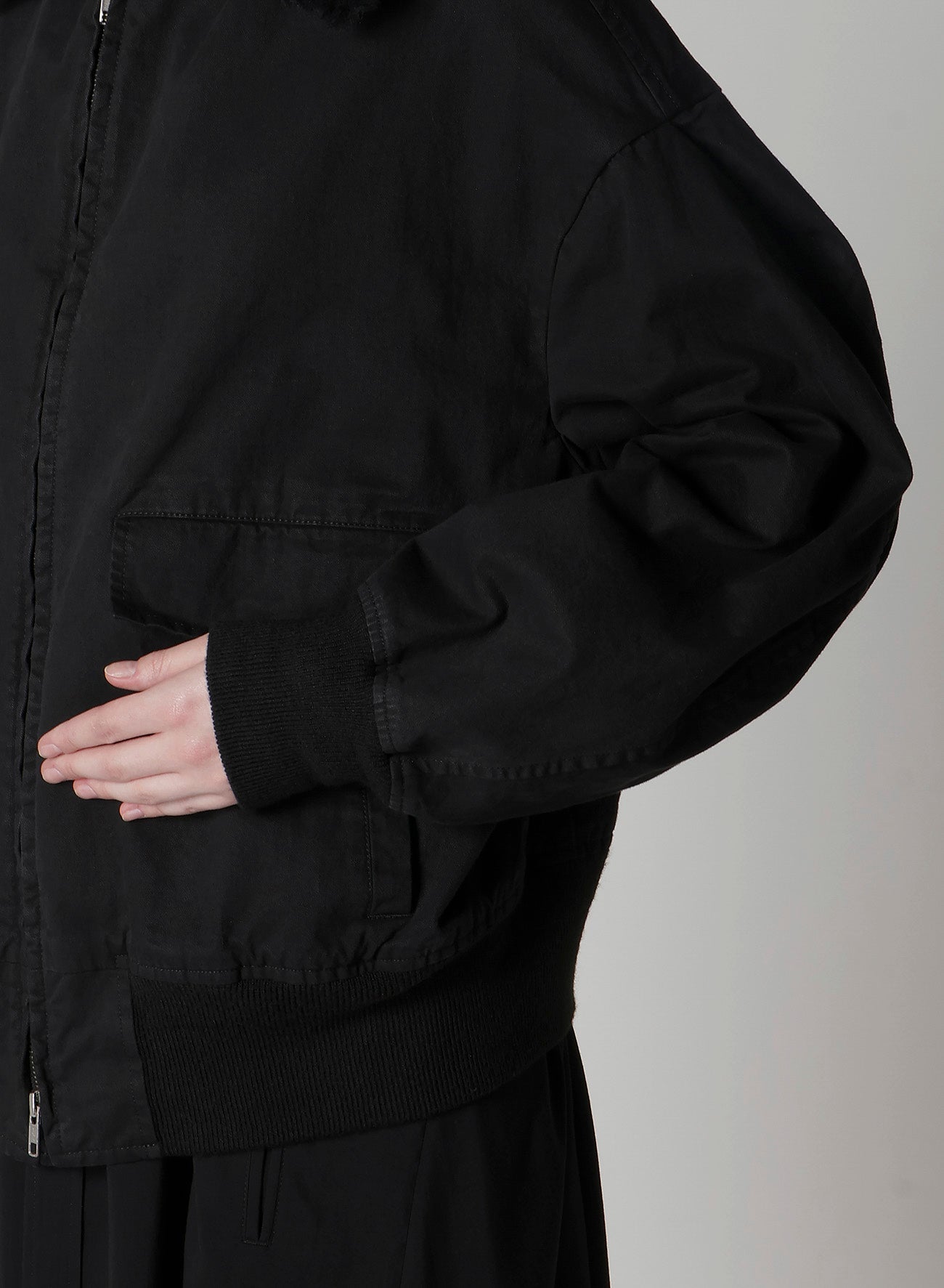 PIGMENT-DYED TWILL BLOUSON