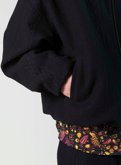 CABLE JQ KNIT STAND COLLAR BLOUSON