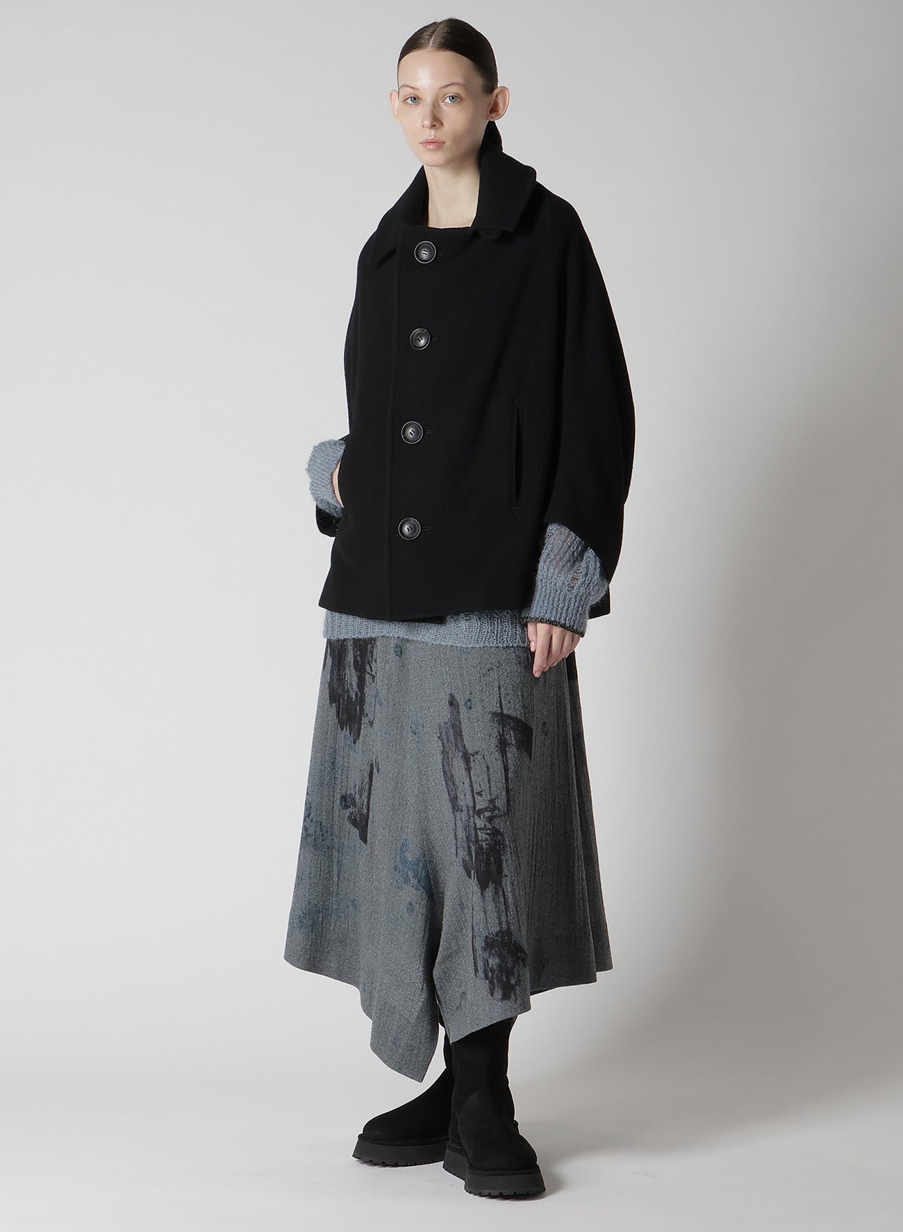 AIRY MOSSER IRREGULAR SLEEVE SHORT COAT