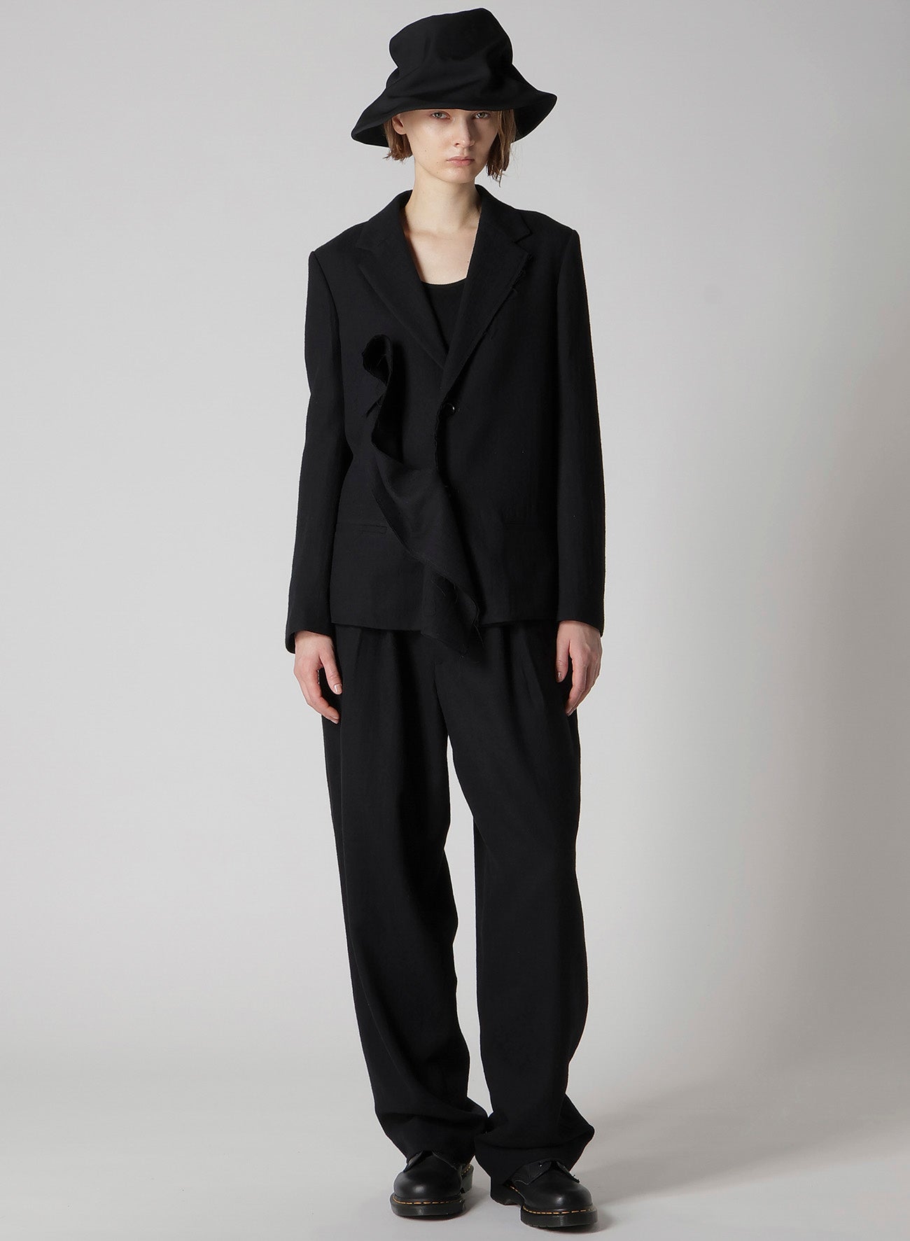 WOOL GABARDINE CROCHET