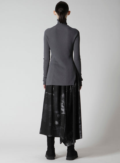 RIBBED HIGH NECK KNIT