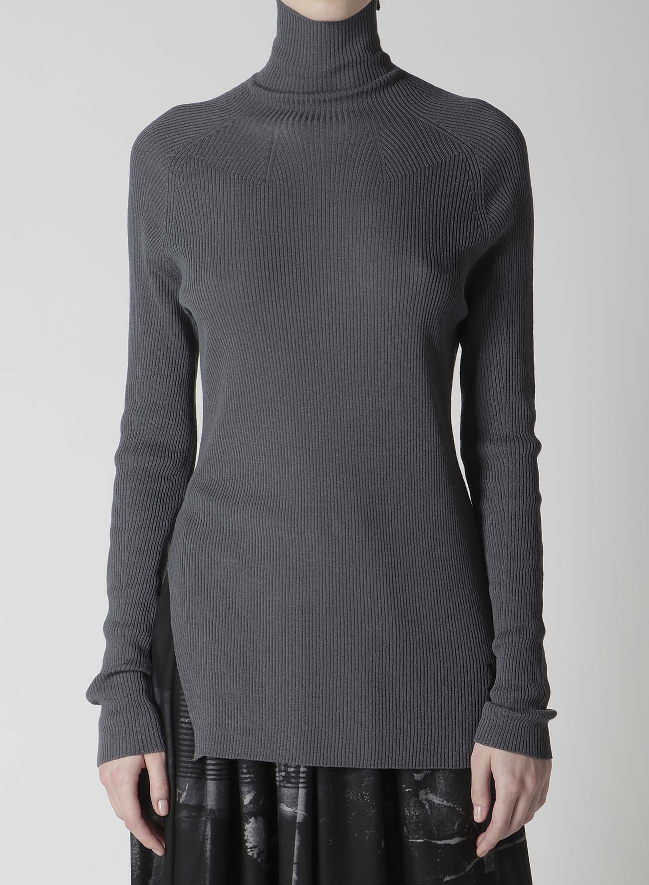 RIBBED HIGH NECK KNIT