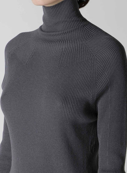 RIBBED HIGH NECK KNIT
