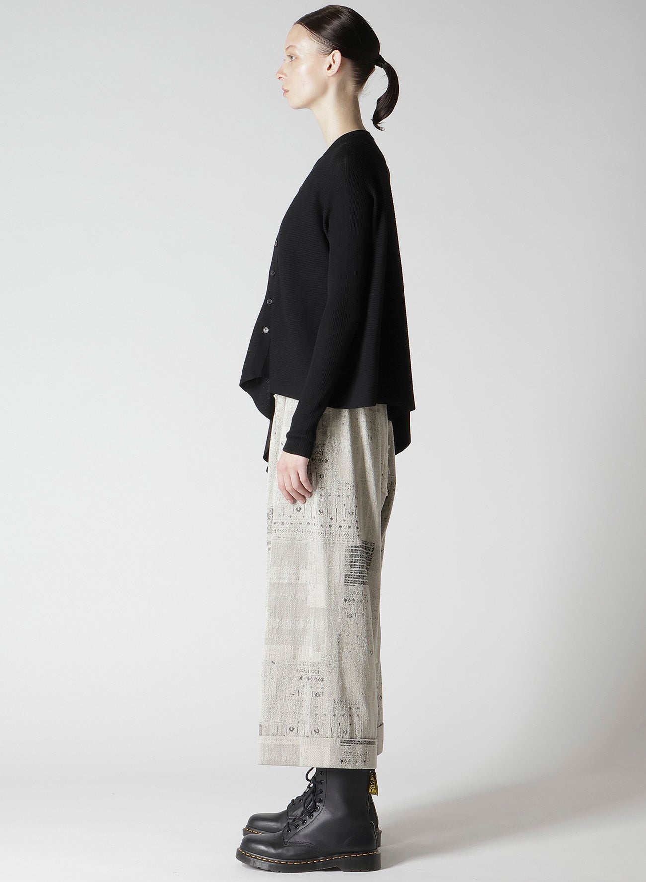 RIBBED ASYMMETERIC CARDIGAN