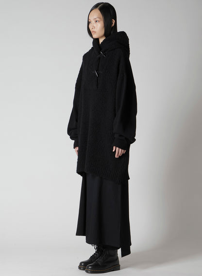 TOGGLE BUTTUN HOODIE