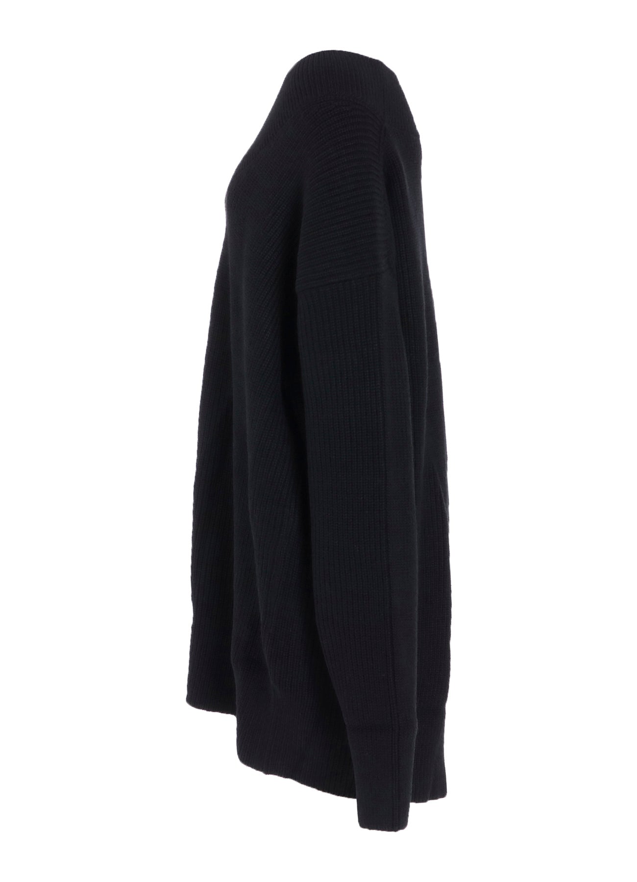 BIG V-NECK KNITTED CARDIGAN