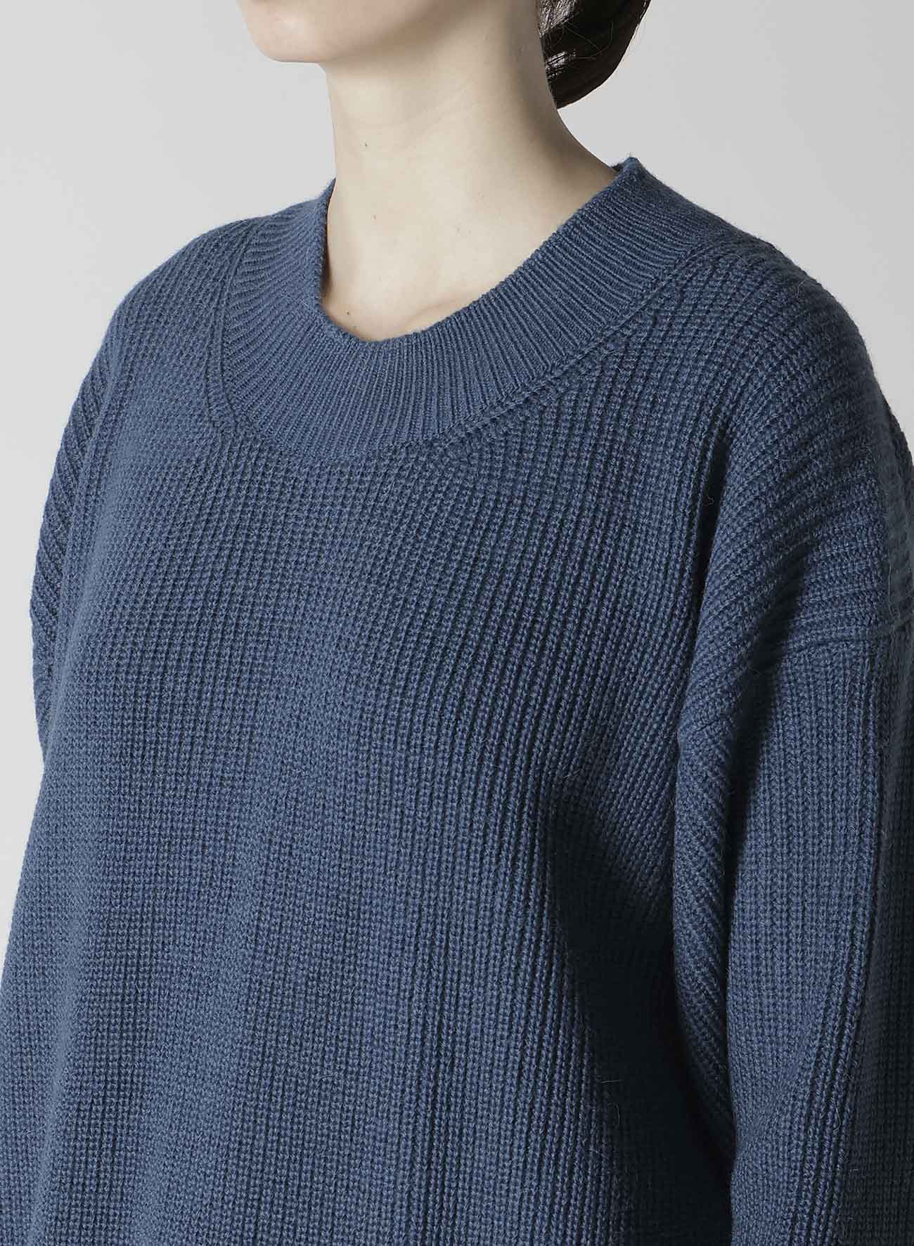 BIG ROUND-NECK KNIT CARDIGAN