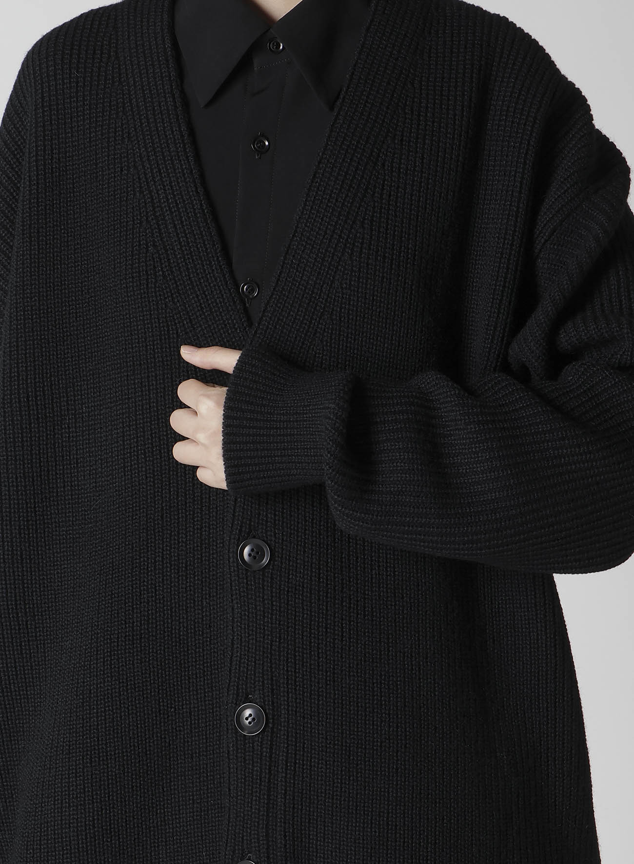 BIG KNITTED CARDIGAN