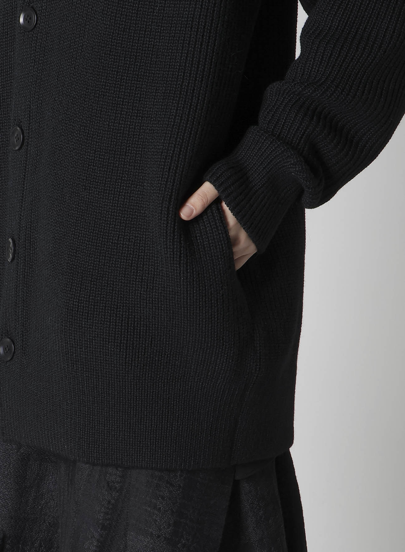 BIG KNITTED CARDIGAN
