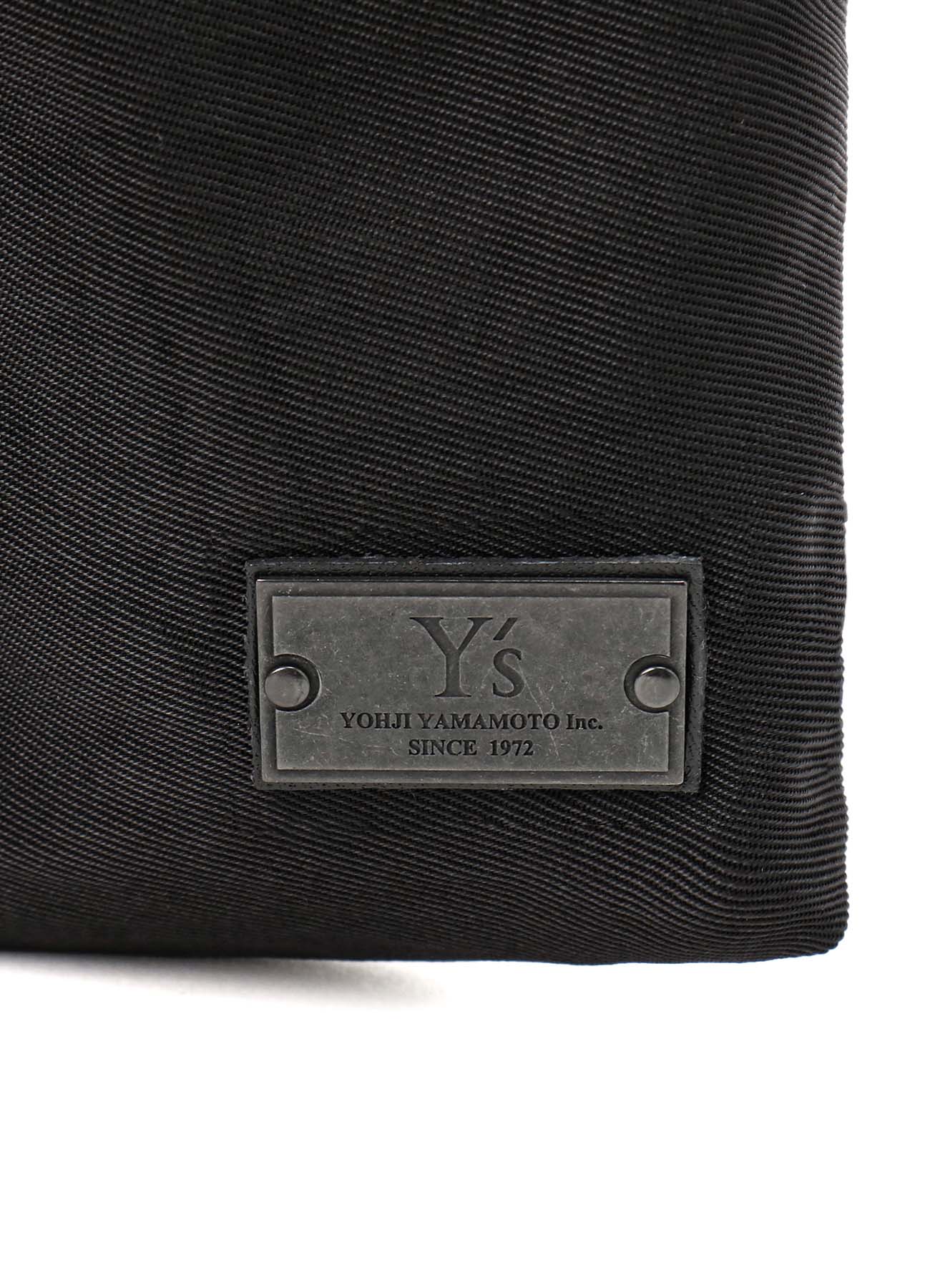 VINTAGE NYLON TWILL DEFORMED POUCH