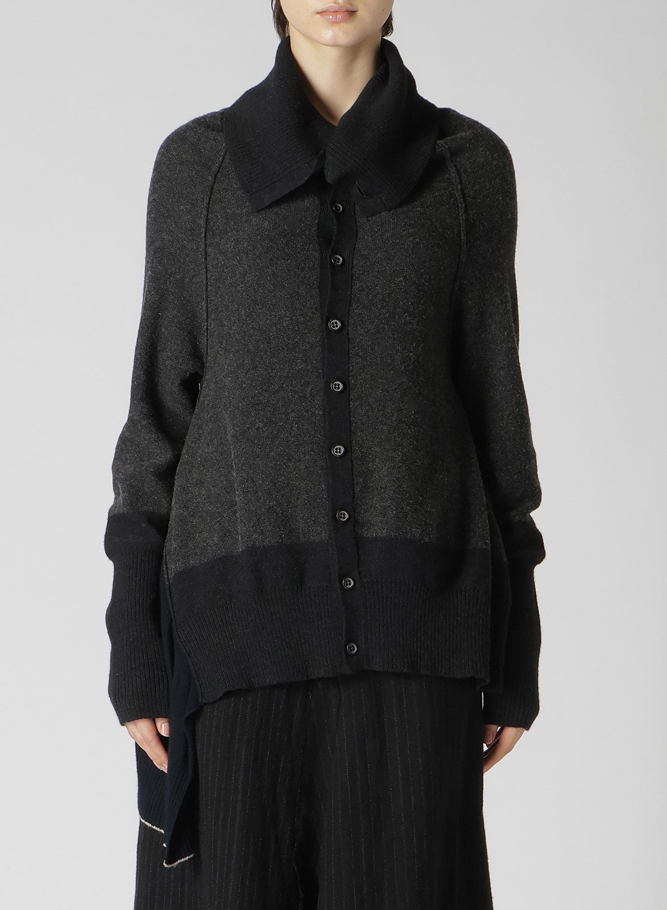 【11/1 12:00(JST) Release】REVERSE STITCHES SIDE DRAPE CARDIGAN