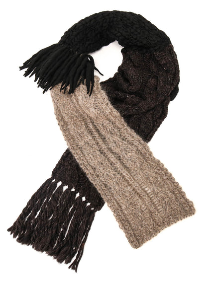 PATCHED KNITTED SCARF