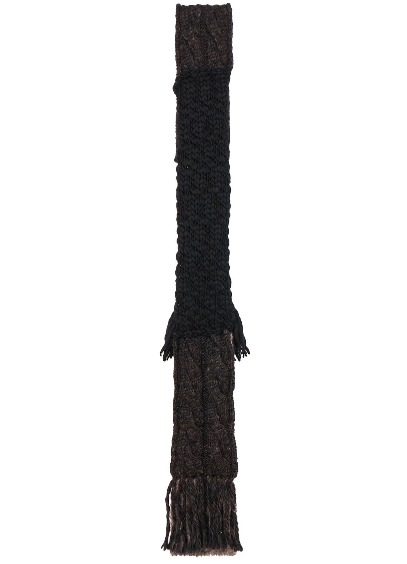 PATCHED KNITTED SCARF