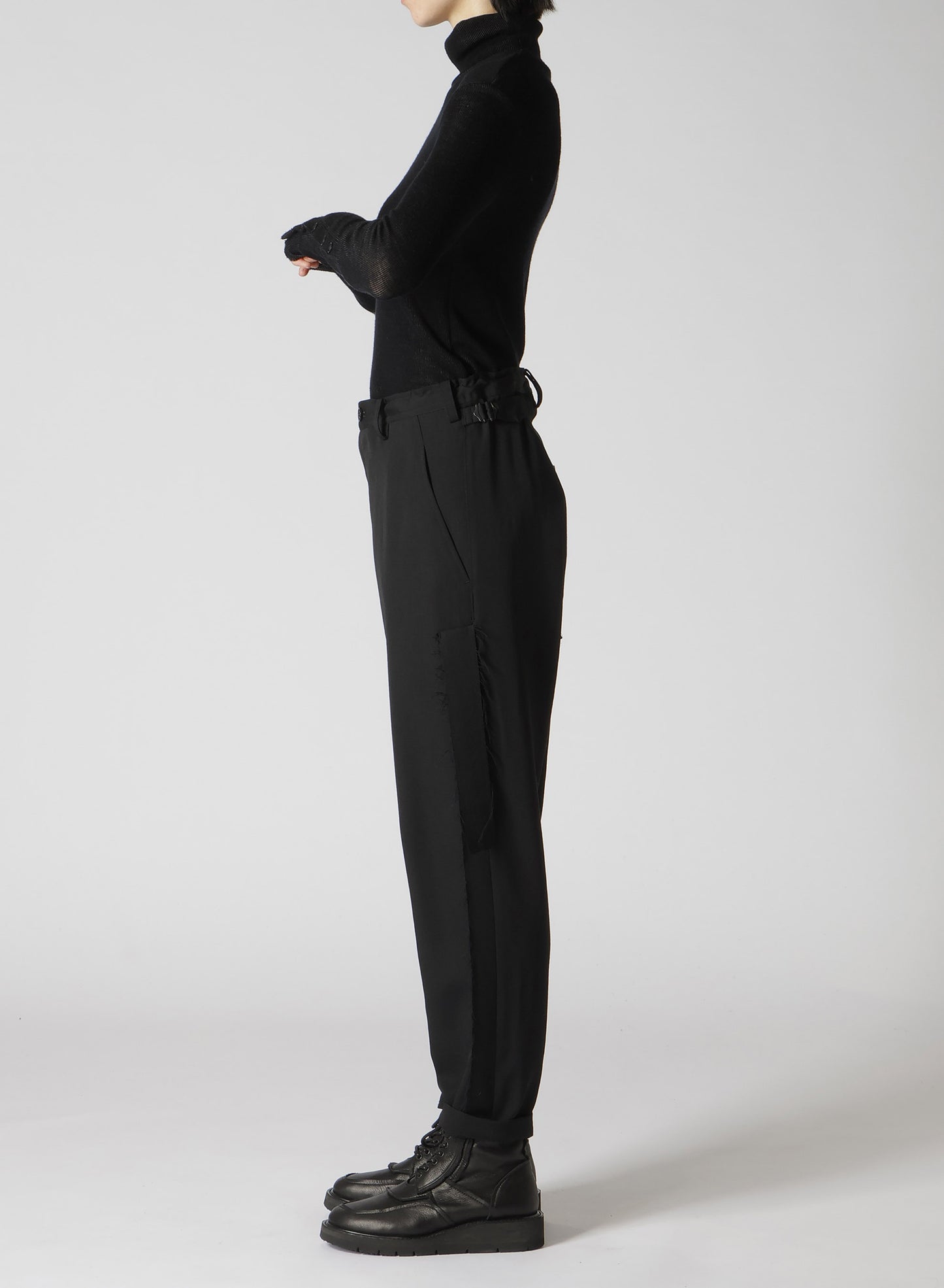 WOOL GABARDINE LEFT SIDE LINED PANTS