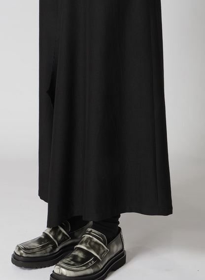 RY/W GABARDINE LEFT SIDE PATCH SKIRT PANTS