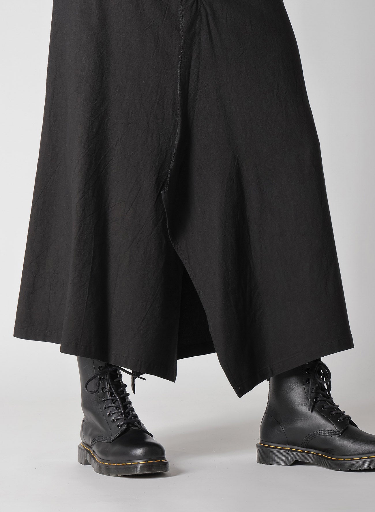 TWILL GARMENT WASH LEFT SIDE PATCH SKIRT PANTS