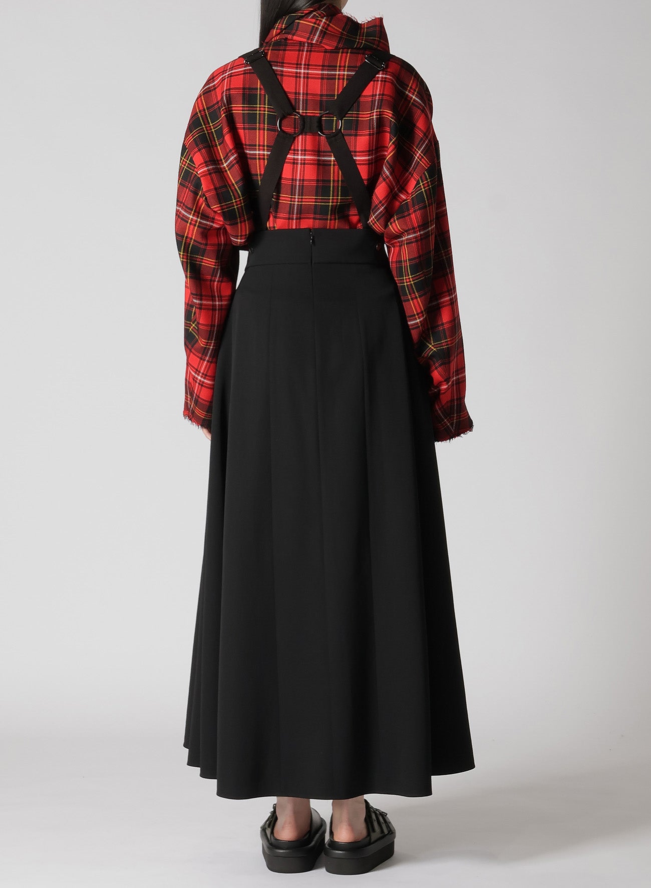 HIGH TWISTED WASHER WOOL GABARDINE SKIRT