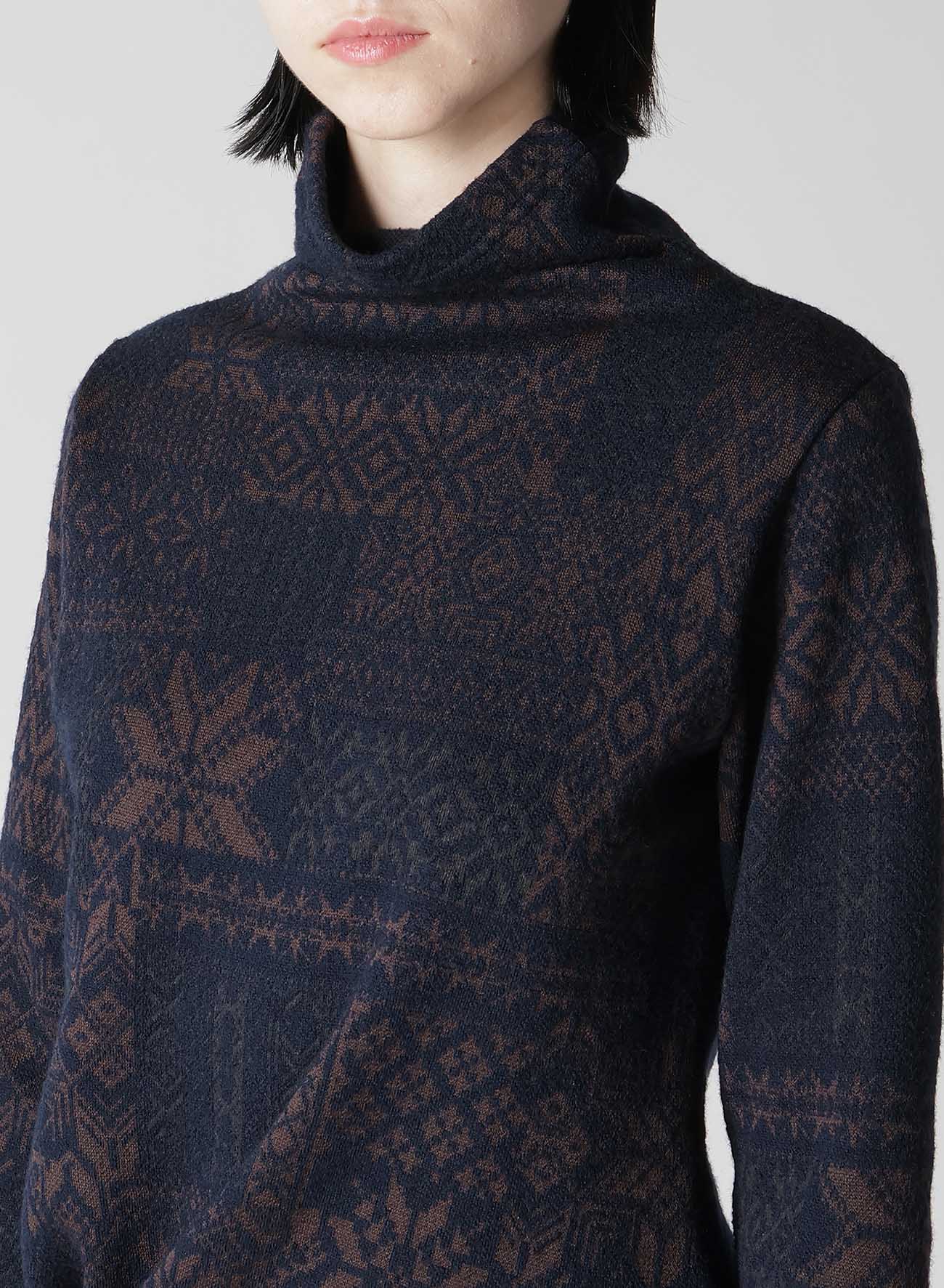 SNOW PATCHWORK W JACQUARD HIGH NECK T