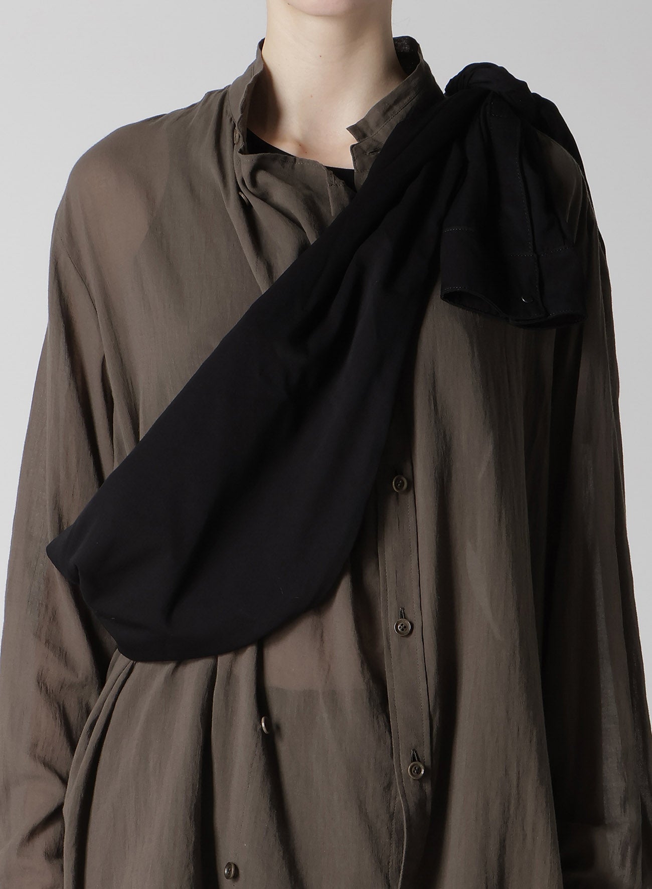 VISCOSE TRIACETATE TWILL SHIRT SLEEVE BODY BAG