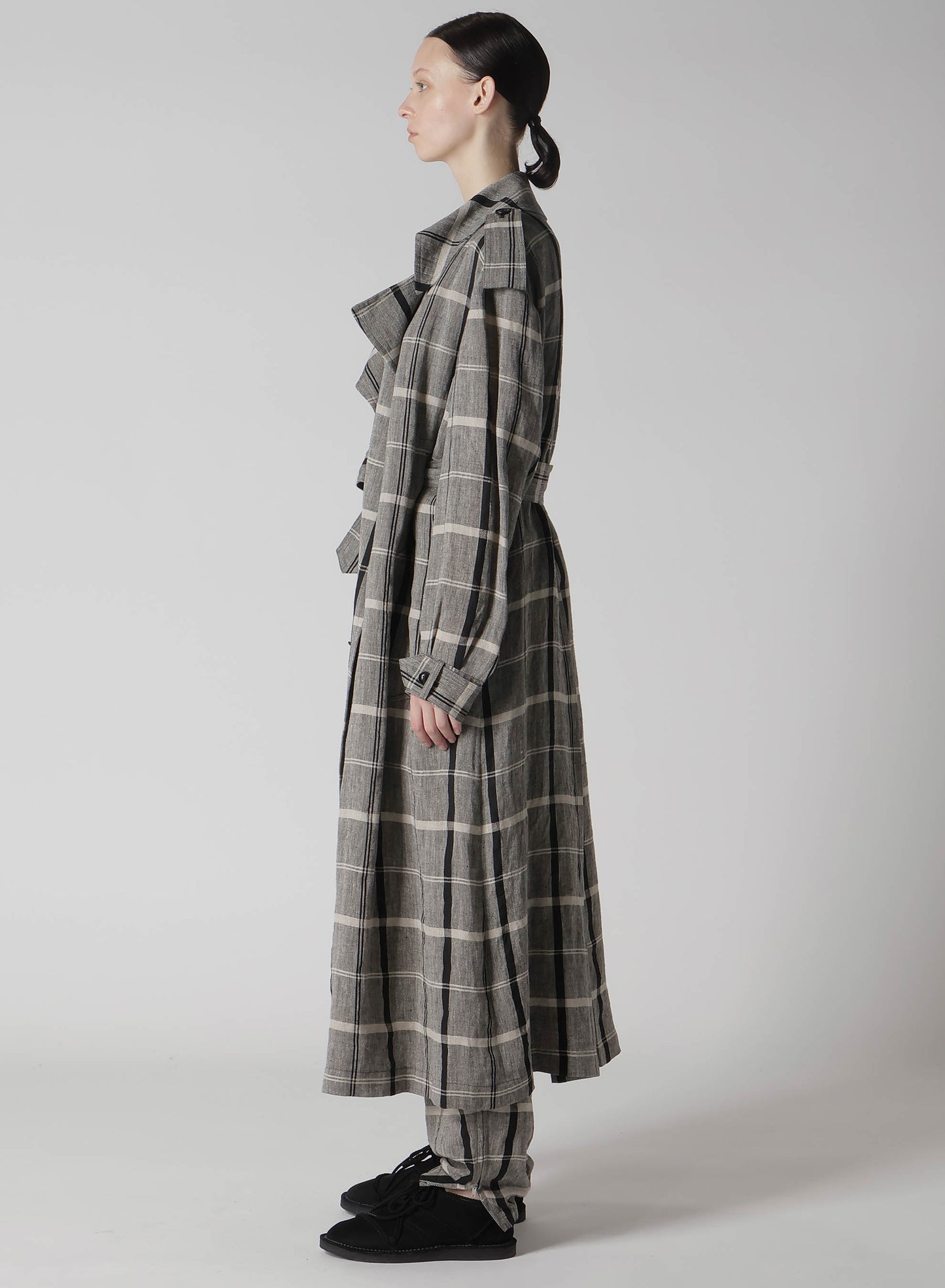 【1/23 12:00(JST) Release】LINEN/NYLON PLAID TRENCH COAT