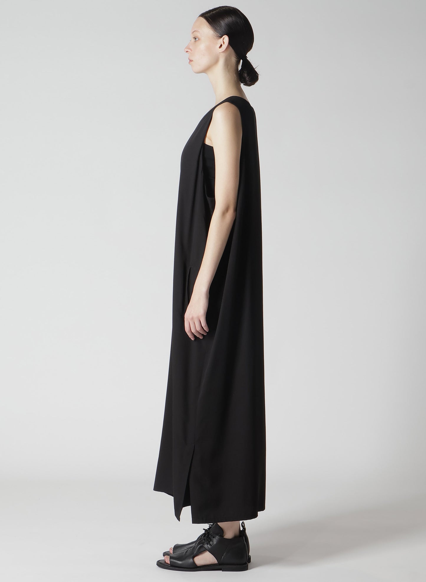 【1/23 12:00(JST) Release】RAYON TWILL SLEEVELESS DRESS