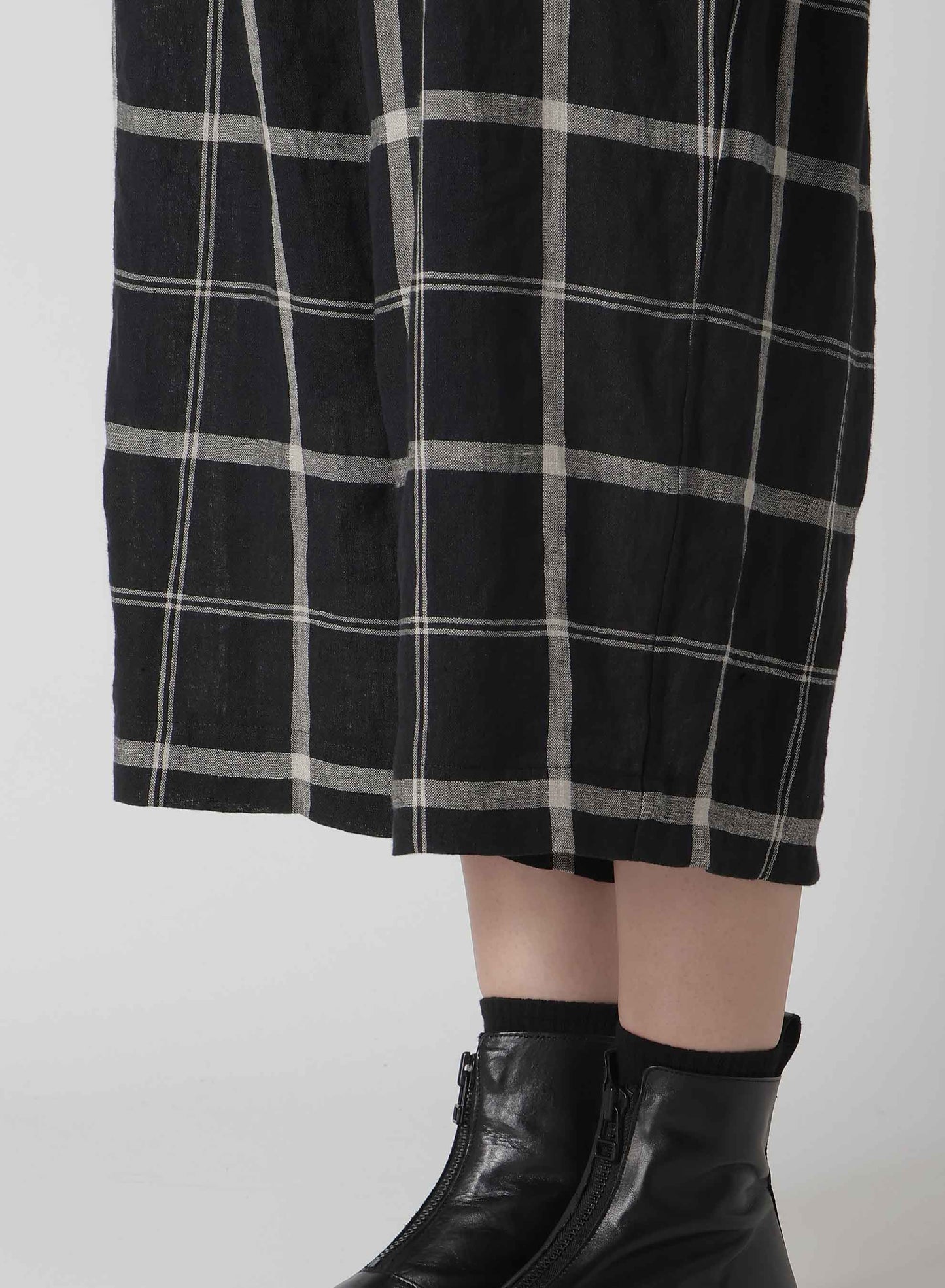 【1/23 12:00(JST) Release】LINEN/NYLON PLAID ZIP TUCKED JUMPER SKIRT