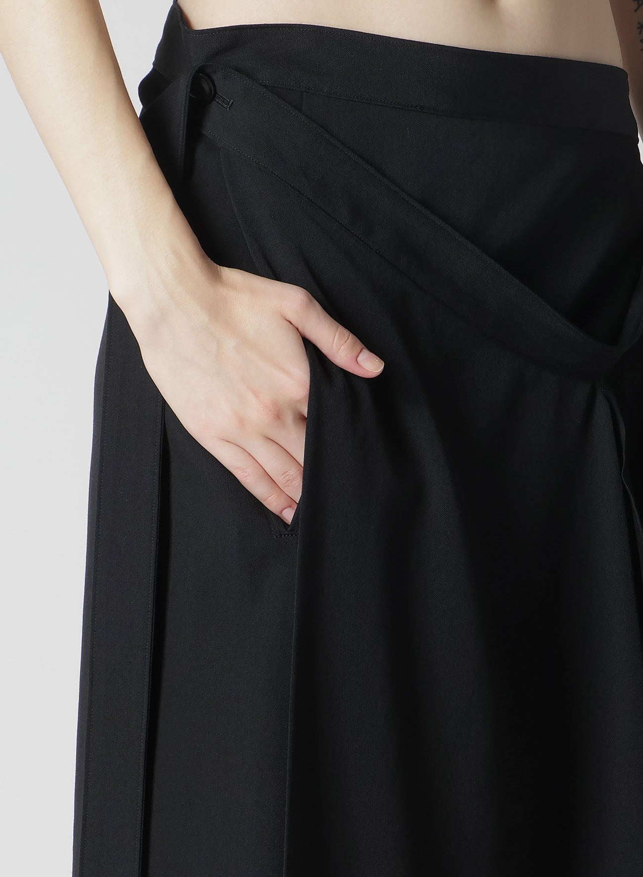 WOOL GABARDINE DRAPE WRAP SKIRT