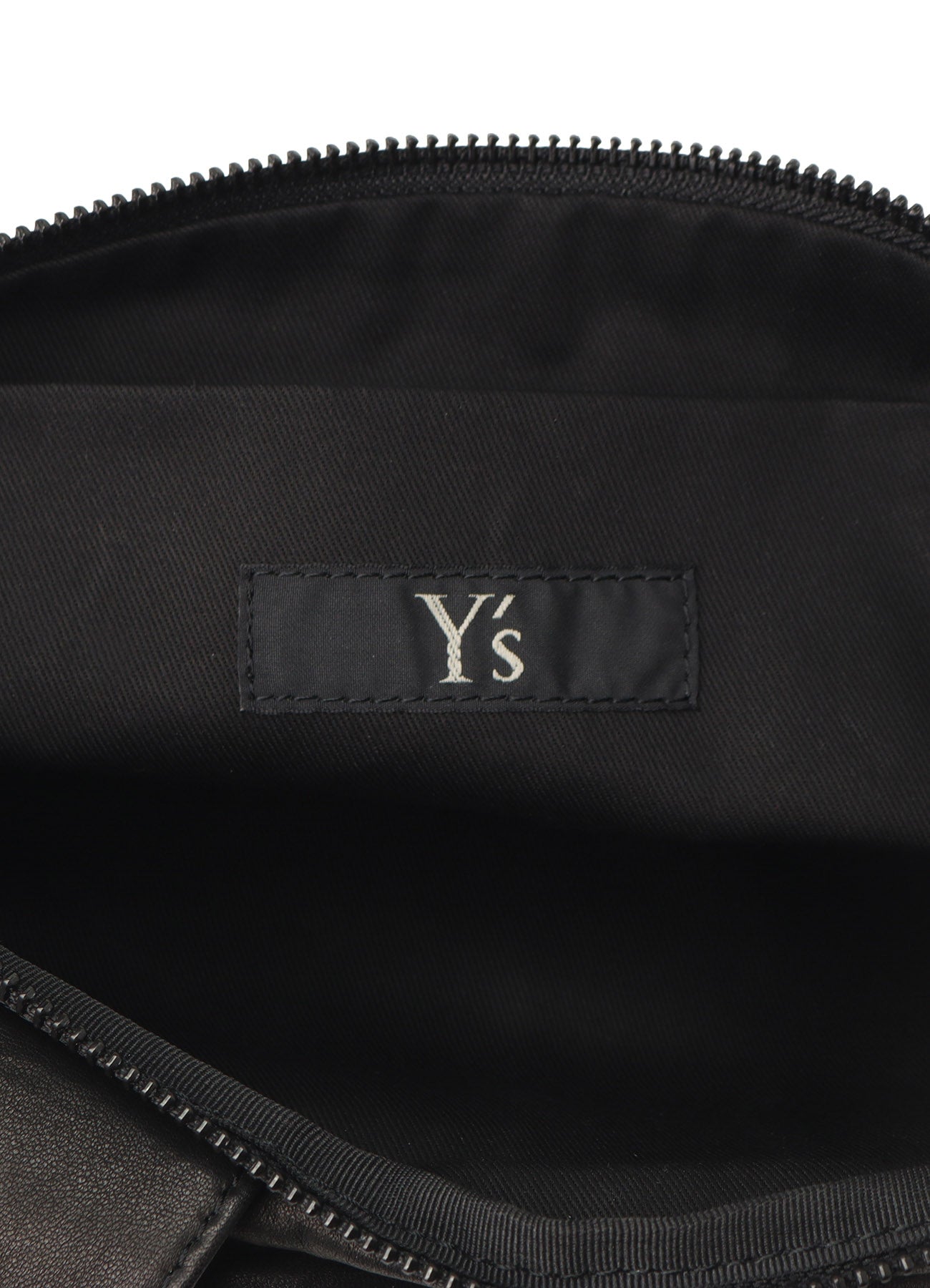 TWISTED SOFT LEATHER POCKET BAG