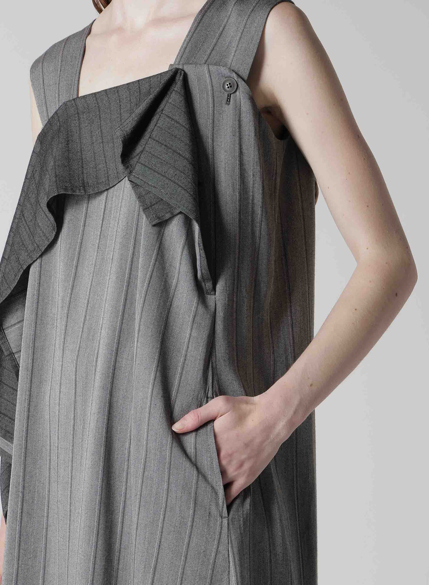 RY/ STRIPE FLARE SLEEVELESS DRESS