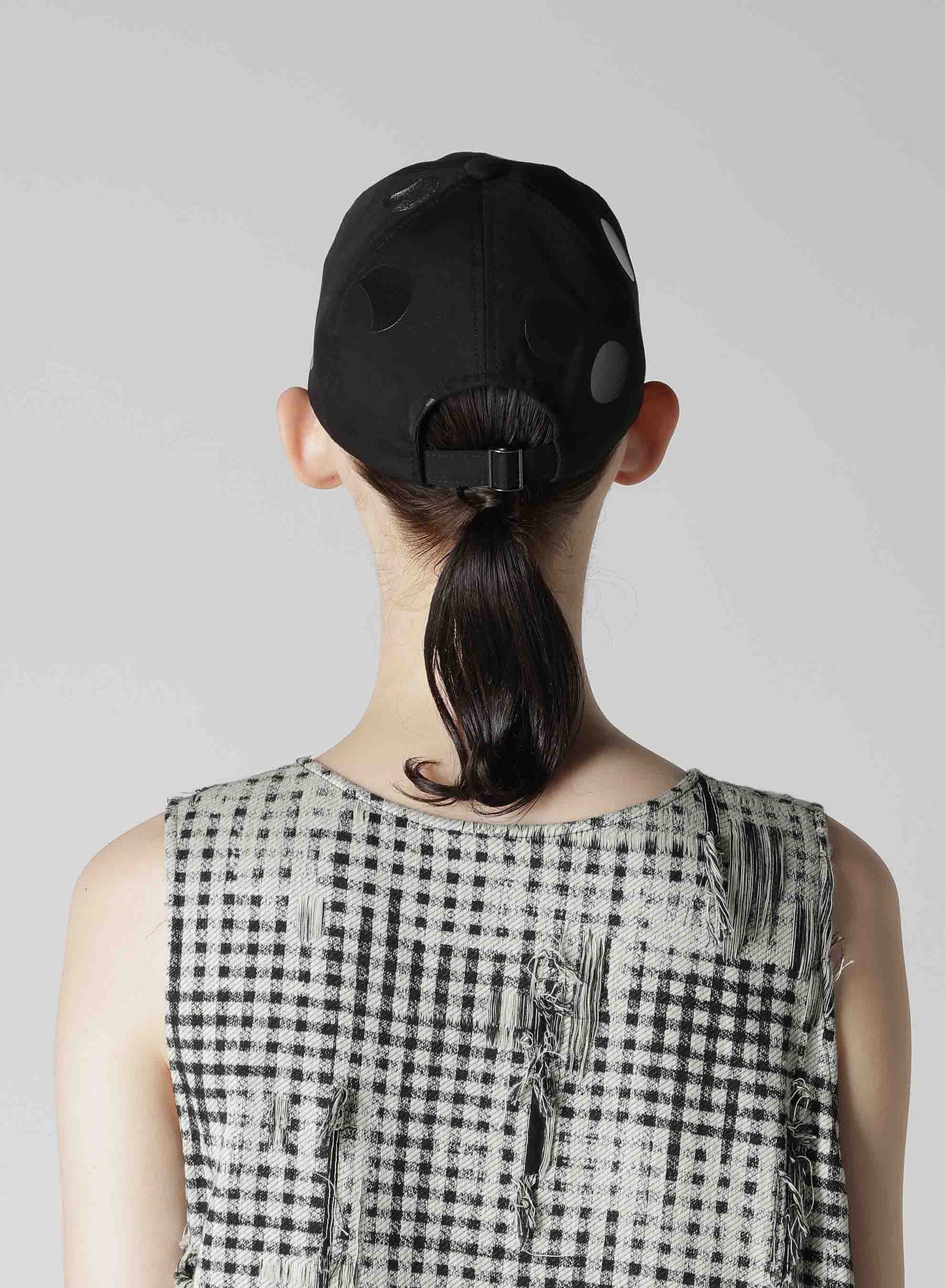 100/2 BROAD DOT PIGMENT PRINT CAP